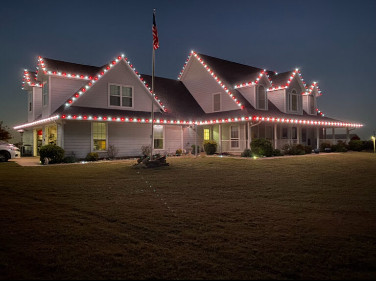 red and white Christmas lights